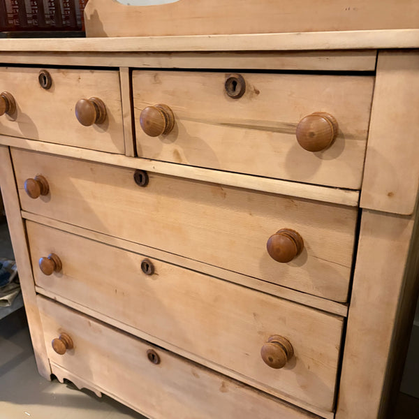 Antique 5-Drawer Pine Dresser