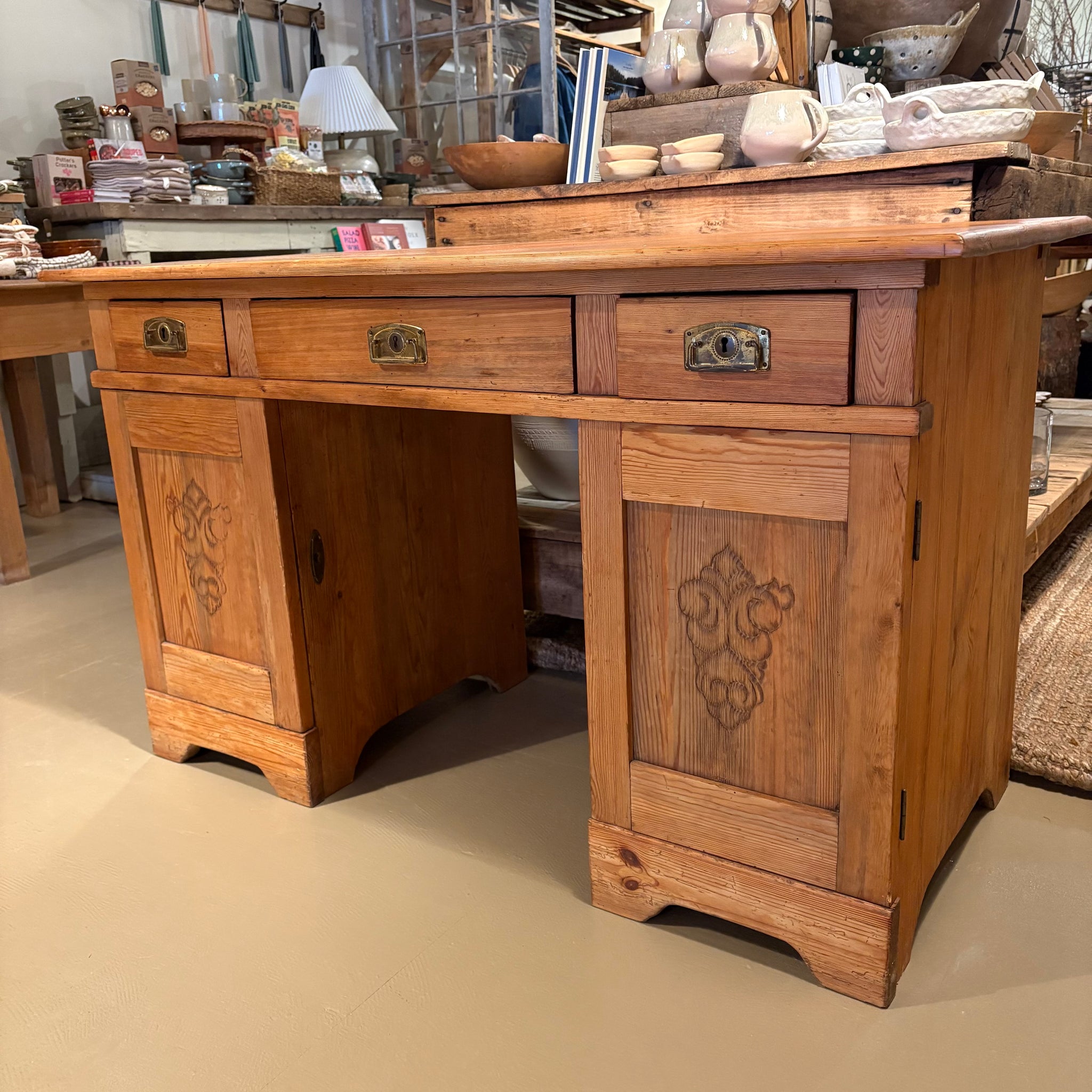 Antique Scandinavian Pine Desk – Vintage Retriever